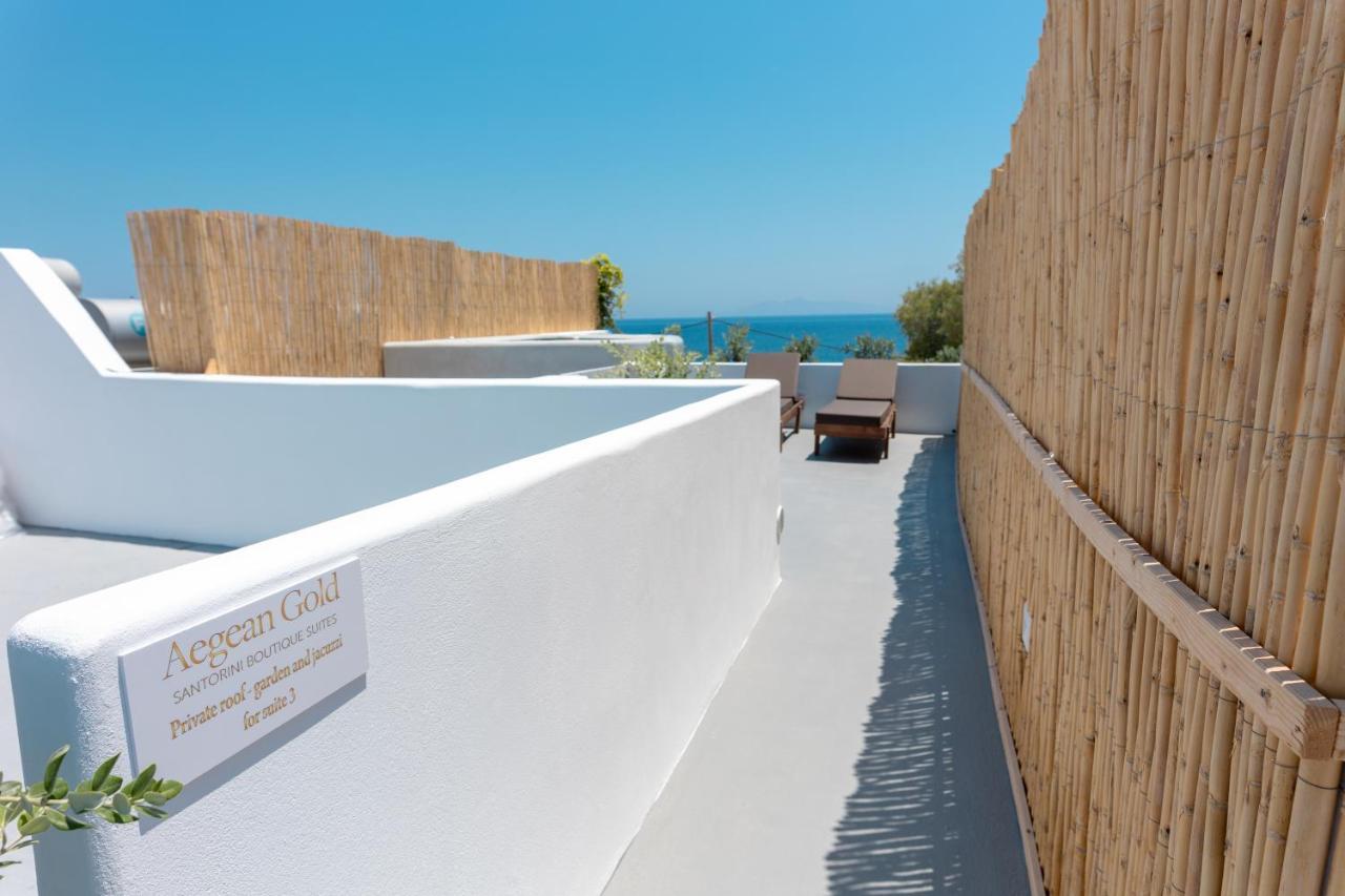ホテル Aegean Gold Kamári エクステリア 写真